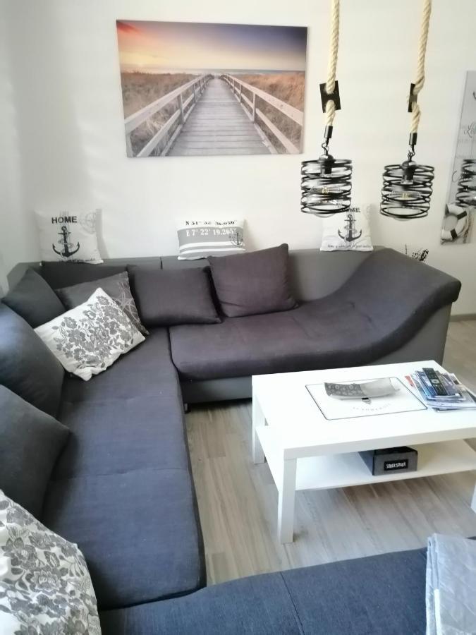 بريمرهافن Familien Fewo Wohnung 1 Mit Kinder Spielecke Erdgeschoss An Der Muhle Am Wochenmarkt المظهر الخارجي الصورة